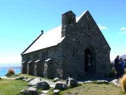 church-of-good-sheppard-lake-tekapo-003